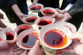 百家讲坛：红军飞夺泸定桥前，“歃血为盟”的故事是怎么发生的？视频封面