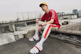 男士港风穿搭，做个有型的潮男视频封面