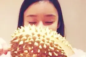 孕后每天吃一个榴莲，孩子出生长成这样，医生吓得直接不敢看！视频封面