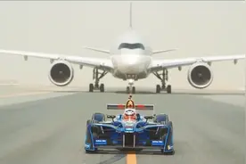 卡塔尔航空  空客A350&波音787 与赛车比比看谁会赢视频封面