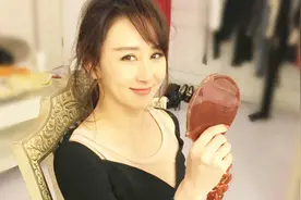 胡静晒出刚出生的小baby，这是要生二胎的节奏？真相你想不到！视频封面