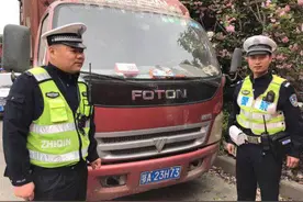 武汉东西湖交通大队连续查获 ， 假牌变造号牌车辆图片
