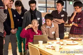 年龄从来不是问题，85岁程序员奶奶的学习方法图片