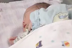半月大女婴肠坏死？只因补充营养？视频封面