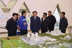 畅叙故乡情 寸草报春晖图片