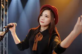 广东美女翻唱周华健《海角天涯》粤语经典老歌 越听越有感觉视频封面