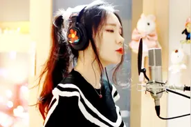 侧颜女神Jfla最近翻唱了这3首英文歌曲，声音真的好甜啊！