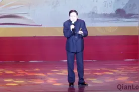 庆祝改革开放40周年经典诗词诵读颁奖大会暨优秀作品展演视频封面