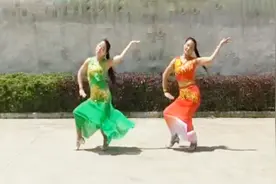 广场舞《孔雀公主》好看的傣族舞蹈视频封面