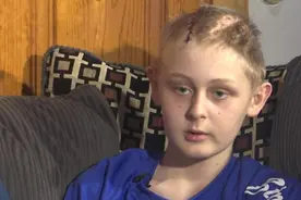奇迹！美父母捐献脑死亡儿子器官 男孩最后一刻苏醒视频封面