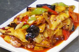 家常豆腐这样做不过油炸，制作简单又好吃，孩子特喜欢吃视频封面