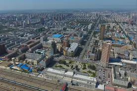 航拍英雄城四平，叶赫那拉氏的祖籍地，一座因铁路迅速发展的城市视频封面