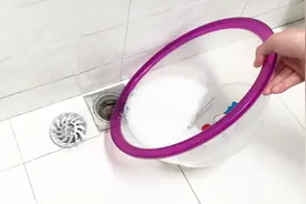 卫生间下水道有小飞虫？用这招小飞虫全消失，还能防止下水道堵塞视频封面