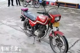 驾驶无牌照摩托车还冲卡，3男子涉嫌阻碍执行职务被查处图片