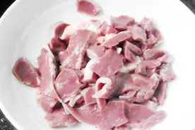 猪身上唯一的抗癌肉，超市5元一斤，赶快告诉家人视频封面