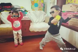 臭屁哥哥与跟屁虫妹妹的有爱日常~二胎家庭欢乐多图片