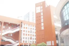 厉害了！郑州实验外国语中学（东分）五位同学考入西安交大少年班视频封面