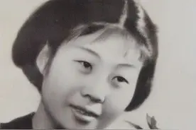 豫剧旦角演员吴碧波，开封人，国家一级演员，被誉为“小陈素真”图片