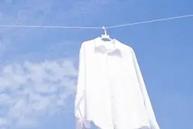 衣服皱巴巴着急穿怎么办？干洗店老板教我不用熨斗，衣服快速平整视频封面
