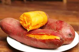 这4种食物是补充维生素C的最佳食品，老人小孩该多吃，效果很好视频封面