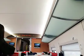 广深港高铁，时速300公里动车组一出隧道就到了广州南沙！视频封面