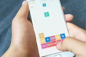 2048这个游戏你们最高分是多少？视频封面