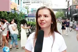 12年前首次露面后，中国这款神秘飞机再度现身，英国人：太赞了！视频封面
