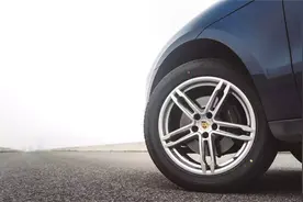 印在骨子里的运动 AZENIS FK510 SUV轮胎图片