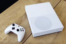 游戏发烧友的狂欢！微软新版Xbox主机即将上市视频封面
