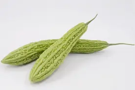 尿血不可怕，只是上火而已，多吃十大食物滋阴降火就能治好视频封面