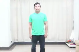 大腿内侧赘肉减不掉，一招搞定，一把椅子每天三分钟，十天紧致视频封面