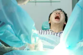 男人居然怀了孕，生产过程看这好疼啊！视频封面