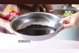 黑米遇水掉色疑用染色剂？这个掉色到底是怎么回事？视频封面