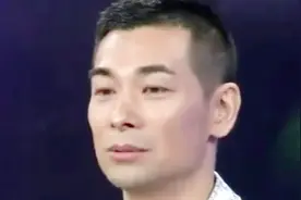 赵文卓被主持人追问和梅艳芳分手原因，满脸尴尬，回答却感动全场视频封面