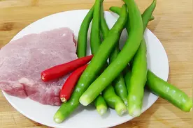 杭椒这样做才好吃，香辣过瘾又下饭，吃一口满嘴香，做法很简单！视频封面