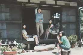 三个女儿从小被父母抛弃，各自相濡以沫，长大后却活成了三个天使视频封面