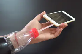 手机扬声器灰尘太多？教你一招用吸管制作简易清理神器，效果很棒视频封面