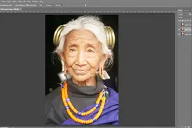 90岁老妇人，用电脑PS还原18岁时模样，网友：简直美翻了视频封面