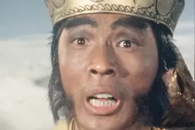 日版西游记，悟空想逃已经来不及了，被佛祖压在了五指山下！视频封面