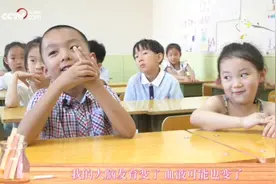 人生第一次毕业，幼儿园萌娃上演“匆匆那年”图片