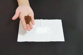 把花椒放到小苏打里，解决了千家万户的困扰，太实用了