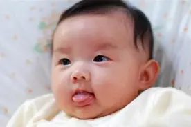 宝宝越早做这个动作，说明脑子越聪明！还不观察一下自己宝宝！视频封面