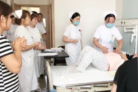 在手术室2个多小时，生了一个9斤6两的大胖儿子，痛并快乐着视频封面