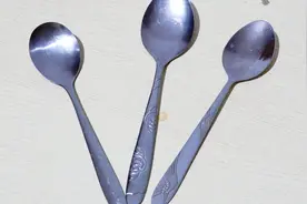 喝汤的勺子还能这样用，太有想法了，白活了几十年现在才知道视频封面
