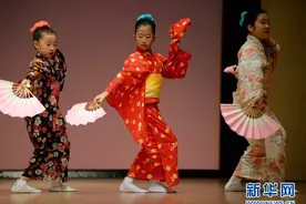 中国舞蹈 “荷花奖”精品剧目在东京成功上演图片