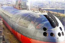中国研发16万吨大型模锻压机，未来将可造出9米以上核潜艇耐压壳体视频封面