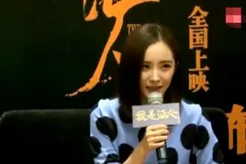 杨幂带小糯米走秀？真是太像了，网友：简直是一个模子刻出来的图片
