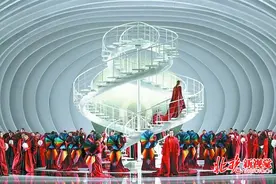 国家大剧院新《罗密欧与朱丽叶》歌剧上演 真真正正的视觉盛宴！图片