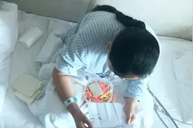 周口女孩不愿剪头发 妈妈流泪哭诉：瞒不住的视频封面