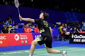 羽毛球世锦赛女单第二轮开始 何冰娇2-0战胜叶佩延晋级视频封面